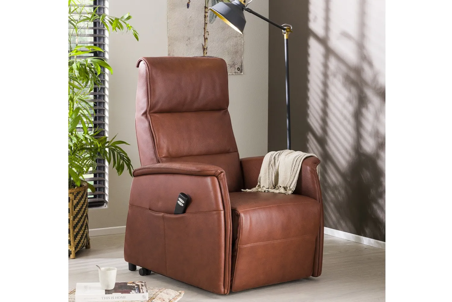 Woonsquare Sterling relaxfauteuil sta-op Outlet